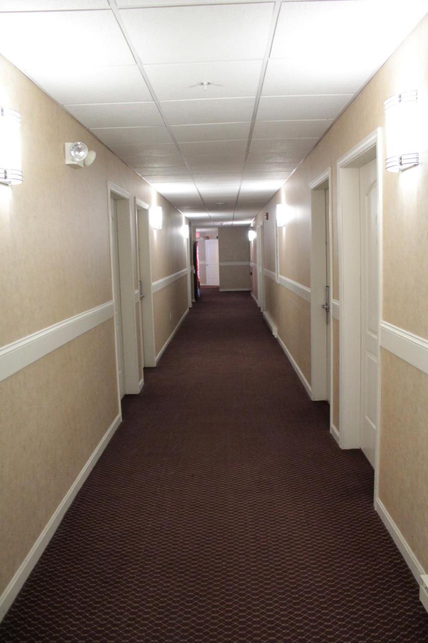 Shiretown Inn & Suites Houlton Екстериор снимка